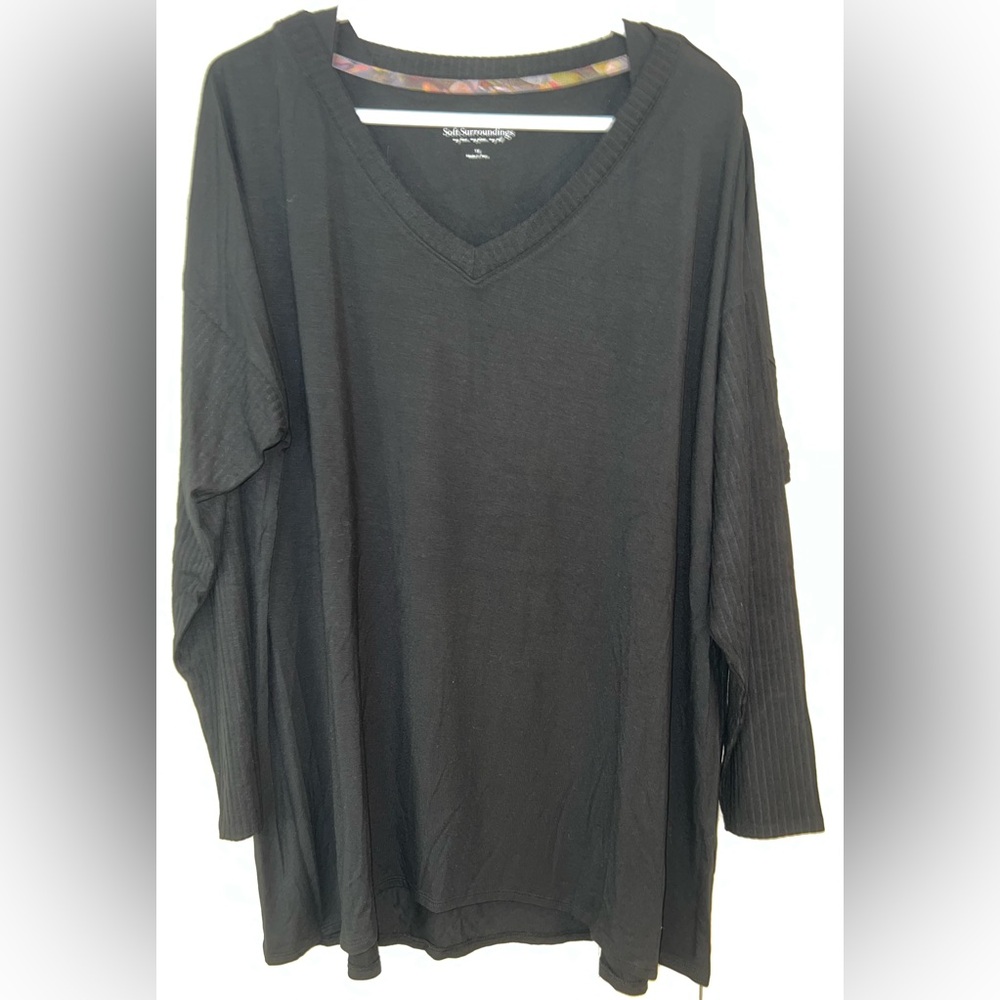 Soft Surroundings black soft knit dolman style tunic with rib trim Size 1X